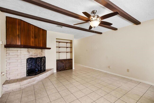 Building Photo - 9718 Shady Tree Ln