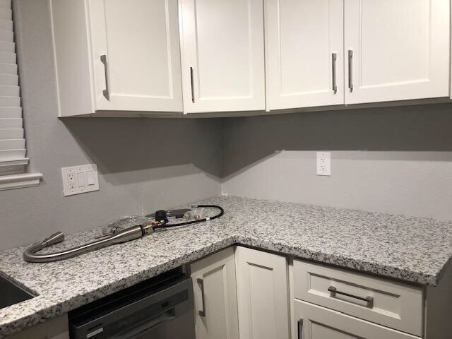 Foto del edificio - 4307 Campbell Dr