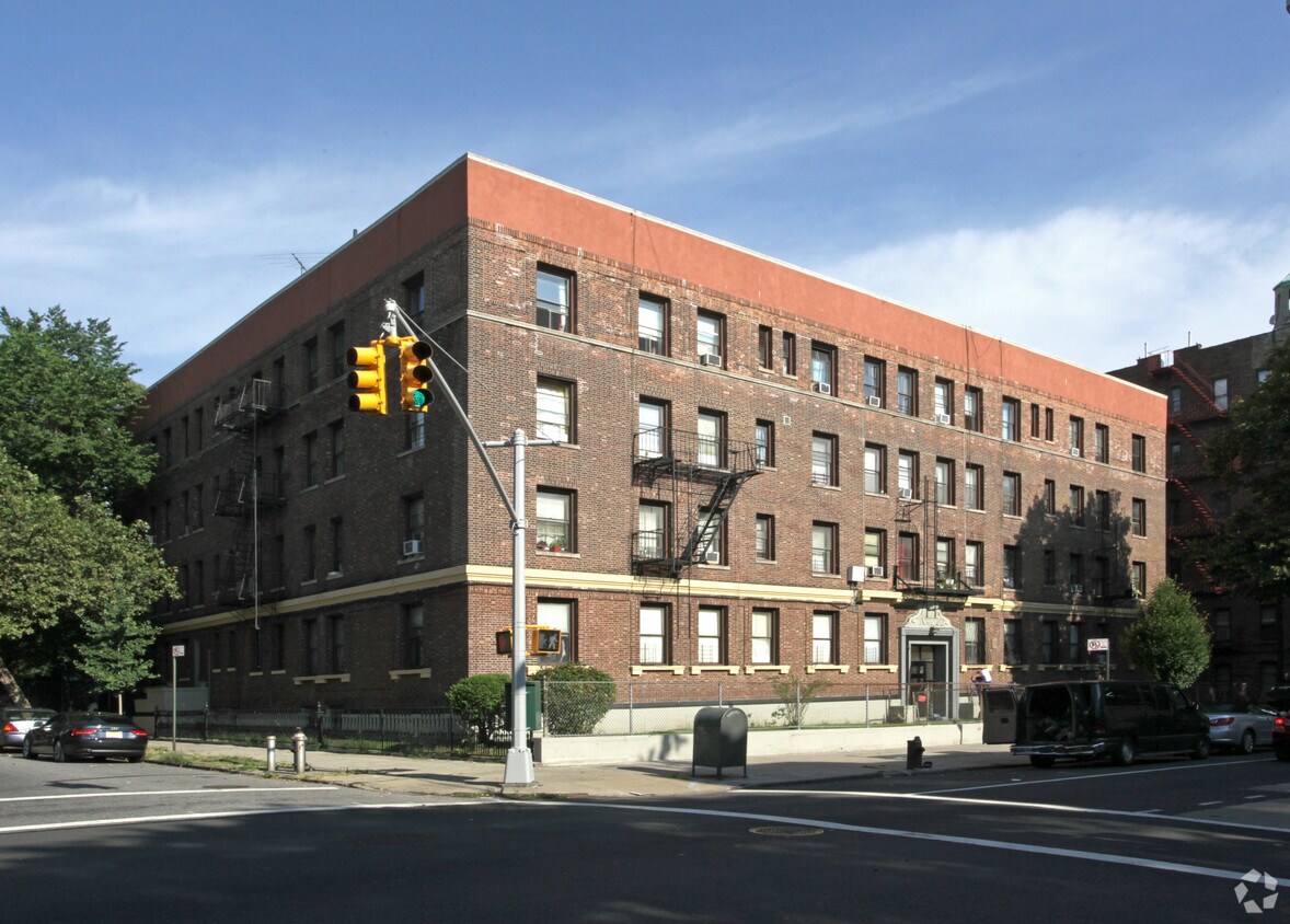 170 New York Avenue Apartments in Brooklyn, NY
