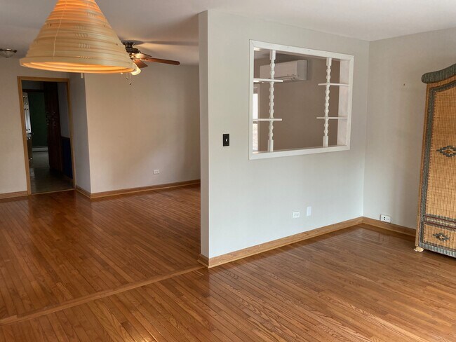 Foto del edificio - 4944 N Leavitt St