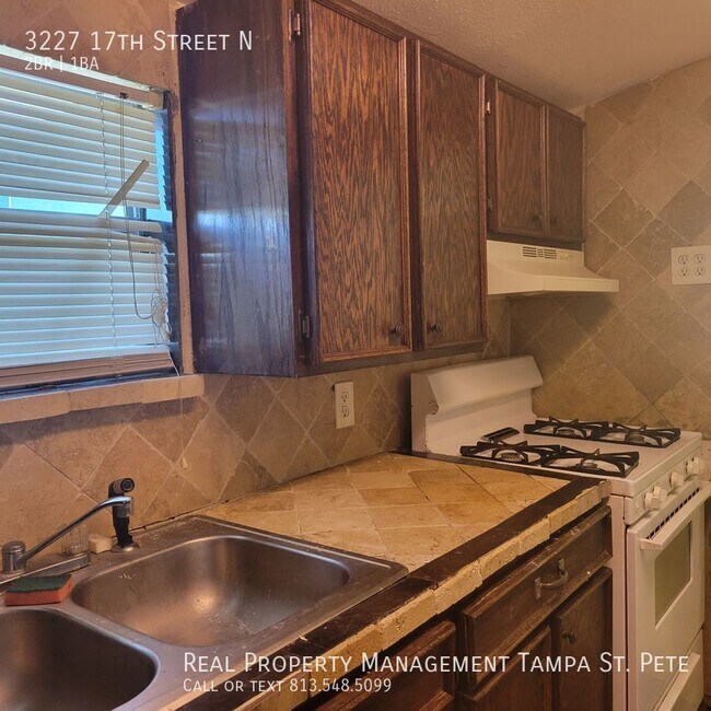 Building Photo - ***AVAILABLE FOR IMMEDIATE MOVE IN***