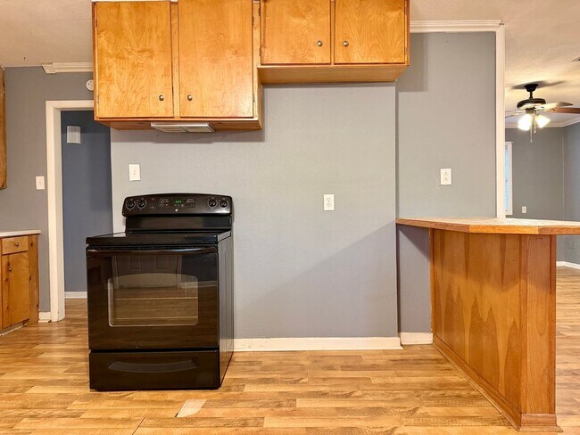 Foto del edificio - For Rent