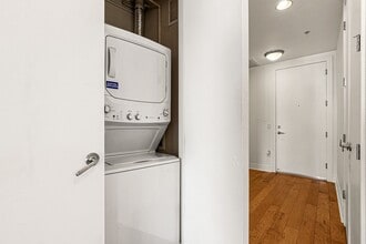 Building Photo - 2460 W 29th Ave