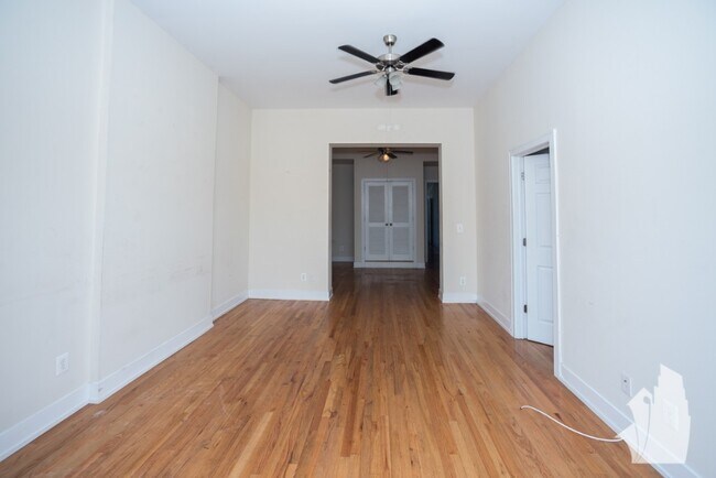 Foto del edificio - 3358 N Sheffield Ave