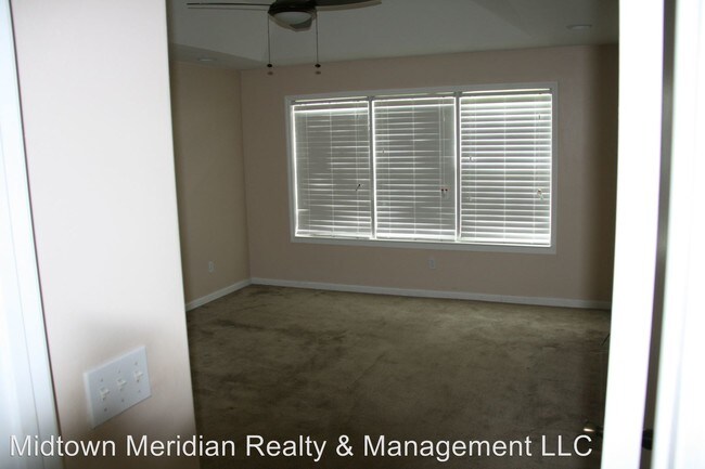 Foto del edificio - 1240 Rustling Pines Blvd