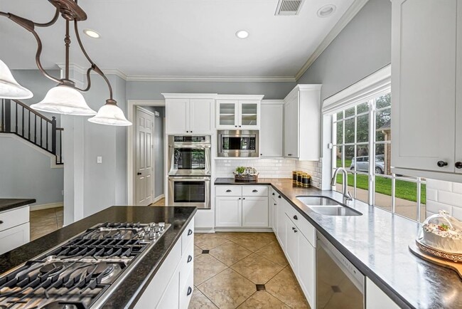 Building Photo - 4602 Gladesdale Park Ln