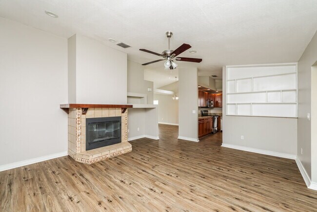 Foto del edificio - 12914 Astorwood Pl