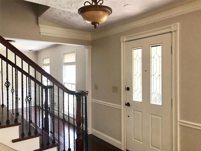 Foto del edificio - 2408 Crooked Tree Ct NE