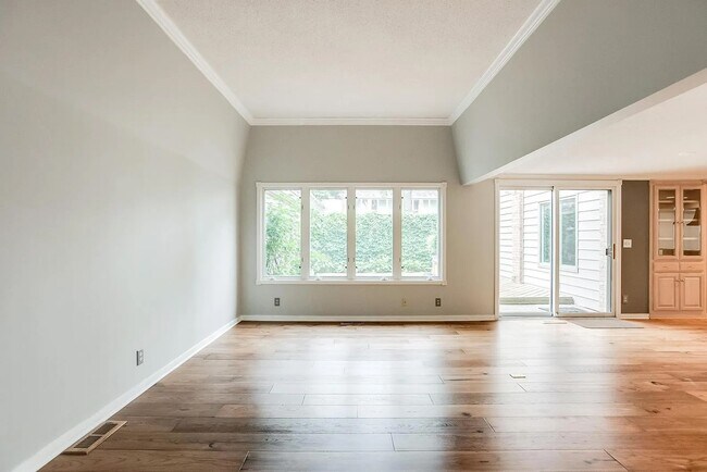 Building Photo - 6417 Colony Way