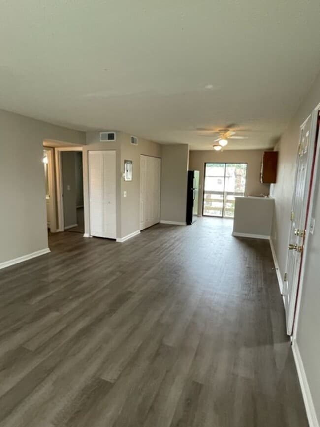 Building Photo - 2841 Frontier Ct