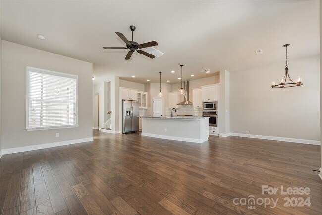 Foto del edificio - 7546 Waverly Walk Ave