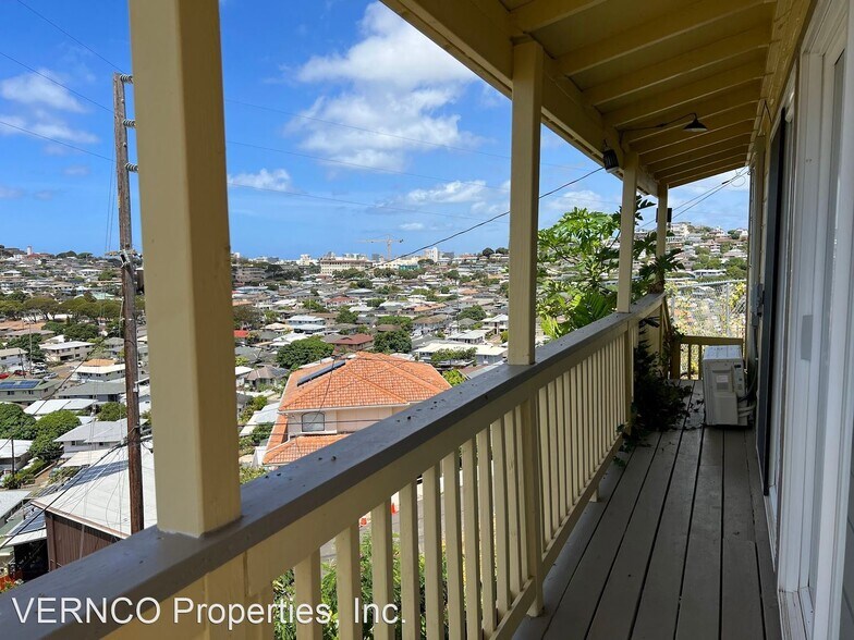 4121 Koko Dr, Honolulu, HI 96816 - House Rental in Honolulu, HI