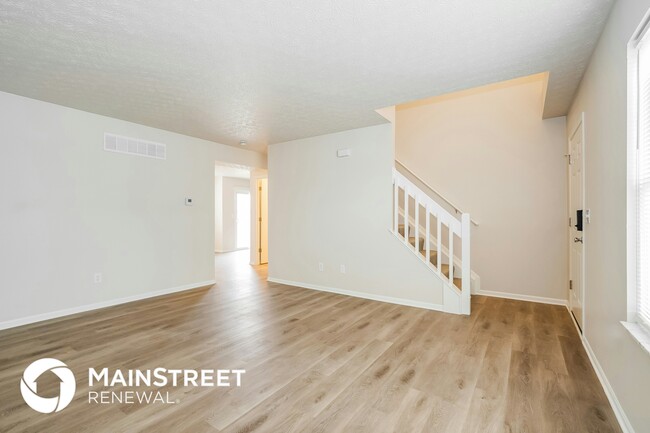 Foto del edificio - 1599 Covina Dr