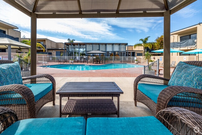 Swimming Pool - Summerwood Park