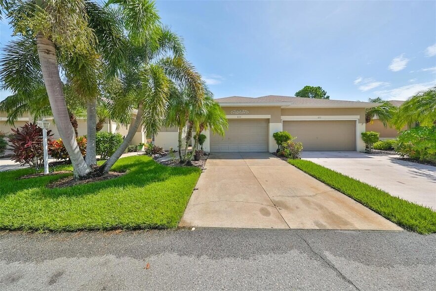 Foto principal - 633 Tremont Greens Ln