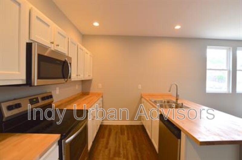 Foto principal - 3501 N Illinois St