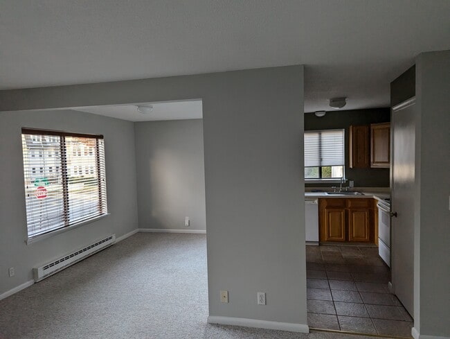Photo - 3 Burr St Townhome