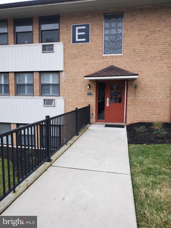Building Photo - 1016 W Baltimore Pike