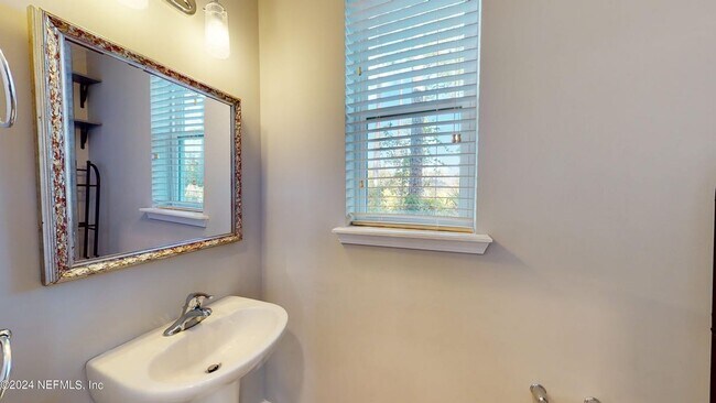 Foto del edificio - 33 Eagles Nest Ln