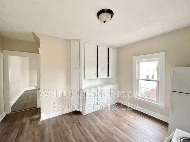 Foto del edificio - 1730-1730 E 30th St