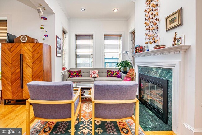 Foto del edificio - 1807 California St NW