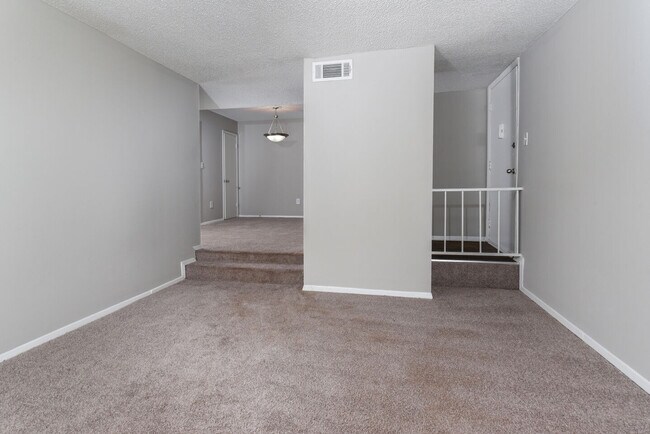 Foto del edificio - Valley Station Apartment Homes