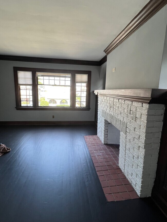 Building Photo - 15125 Arden Ave
