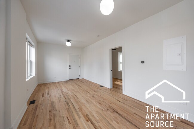 Foto del edificio - 3051 W Medill Ave