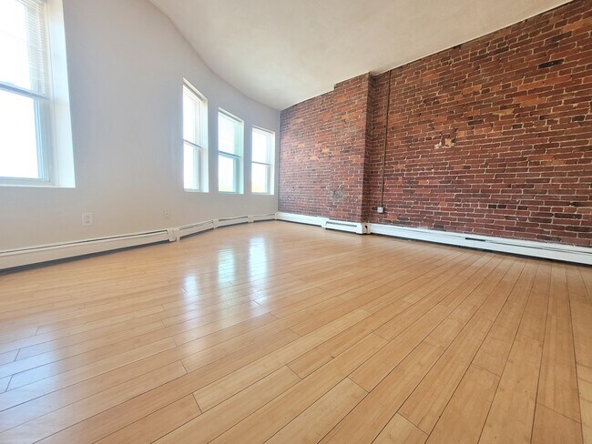 Foto del edificio - 338 Warren St