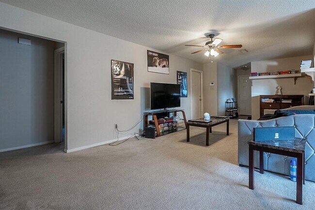 Foto del edificio - 8311 Berkely Ct