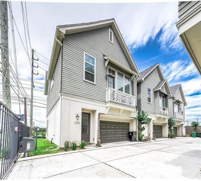 Foto del edificio - 2103 Naomi St