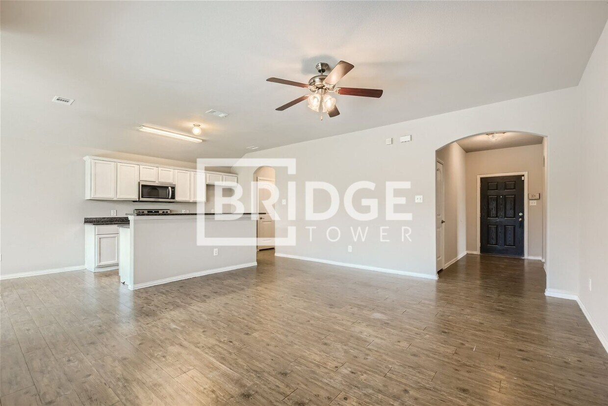 Foto principal - 3753 Red Raider Ln