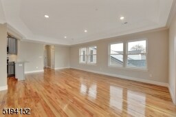 Building Photo - 159 Ivy St