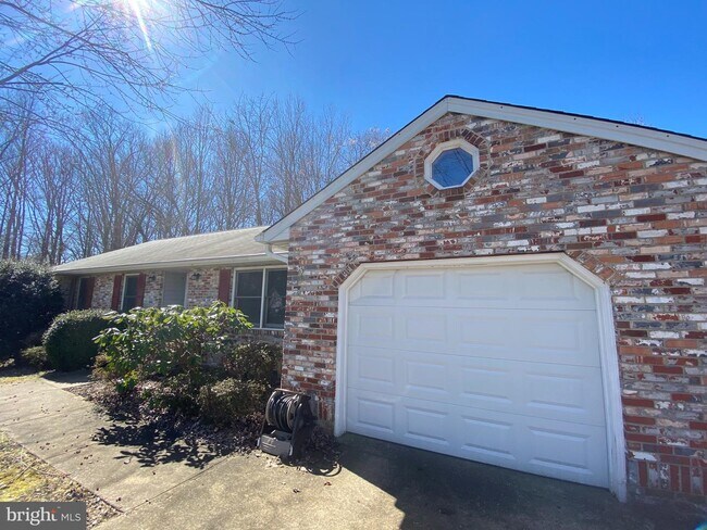 Foto del edificio - 5075 Kildare Ct