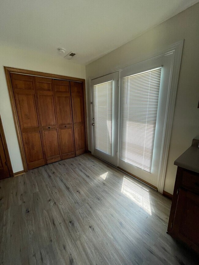 Foto del edificio - 3 Bedroom 2.5 Bath Townhome Located in Fountain Inn!!! Just minutes from the Downtown Area!