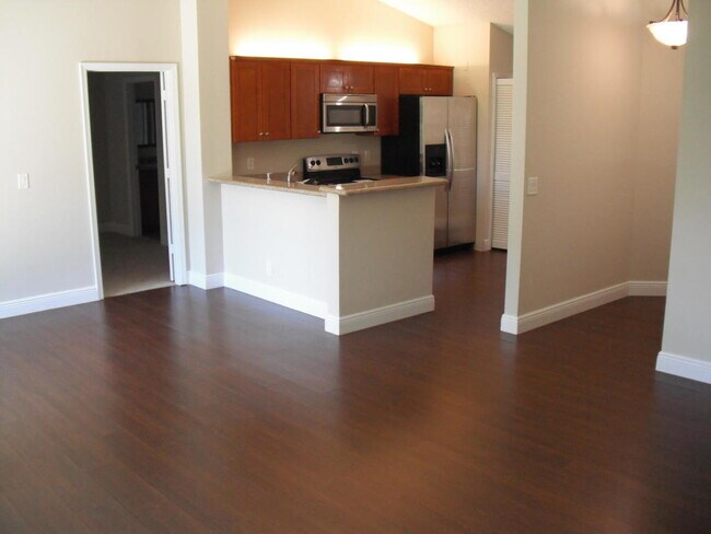 Building Photo - 1762 Banyan Creek Cir N