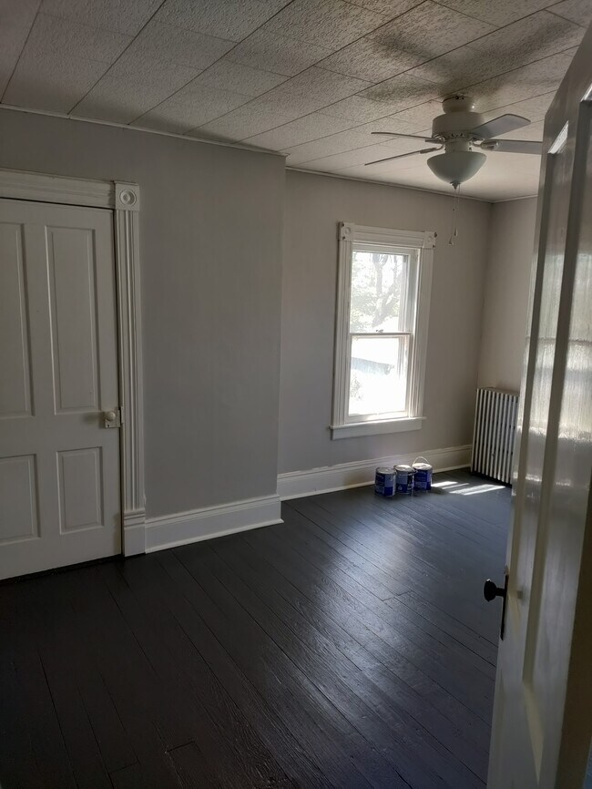 Bedroom 1 - 525 W John St