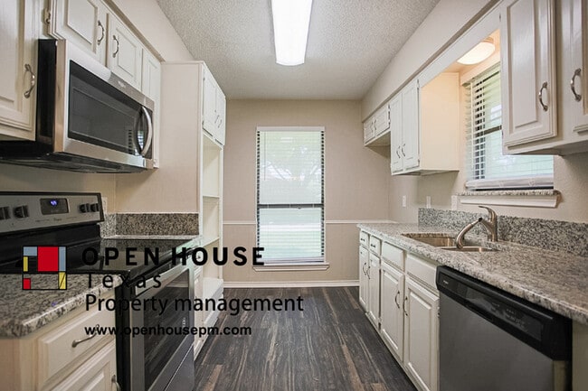 Building Photo - 1602 Walker Dr, Carrollton