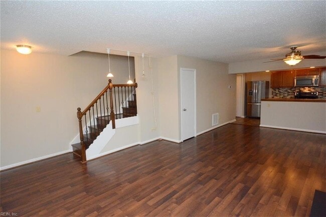 Building Photo - 4502 Genoa Cir