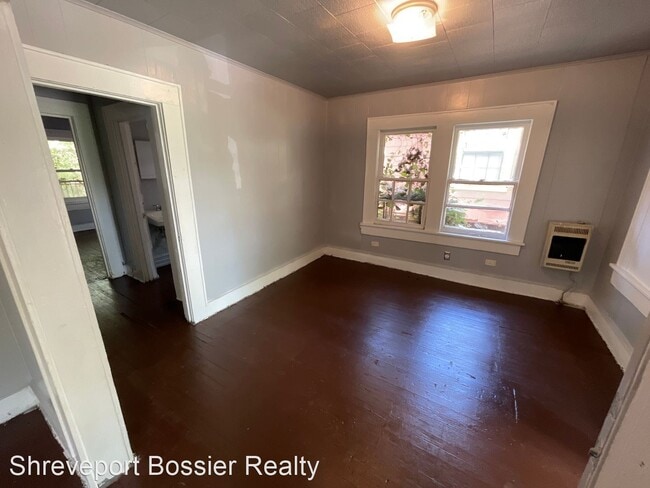 Building Photo - 2 br, 1 bath House - 3224 Jackson St