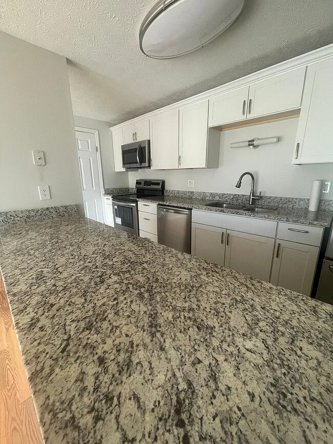 Foto del edificio - 7705 Okeith Ct