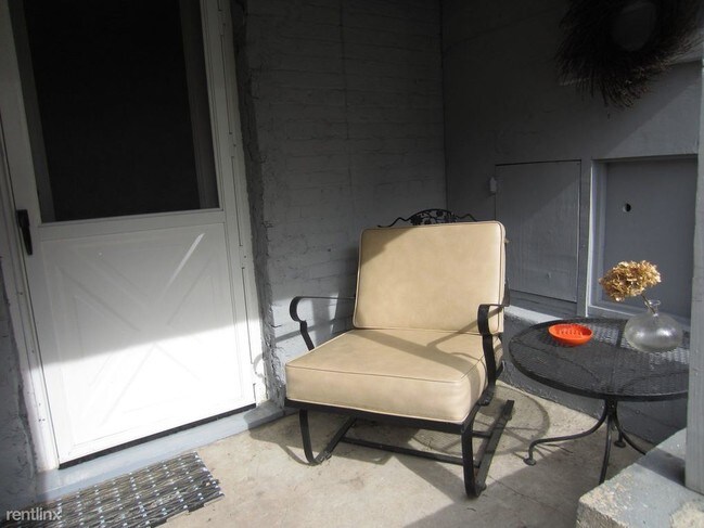 Foto del edificio - Studio, 1 bath  - 82 Prospect St
