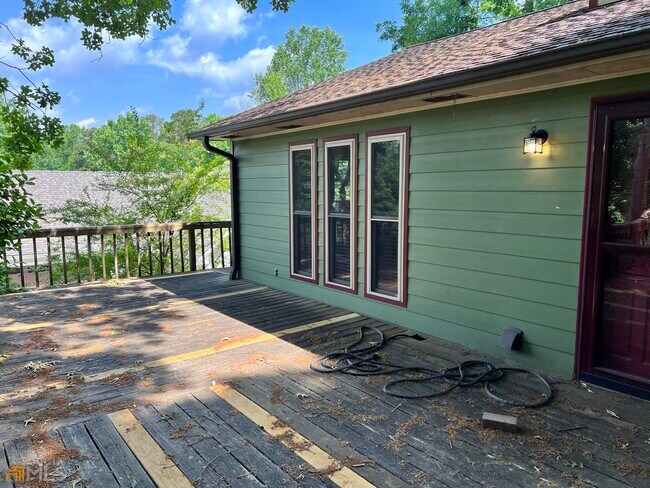 Foto del edificio - 3840 Clubhouse Dr