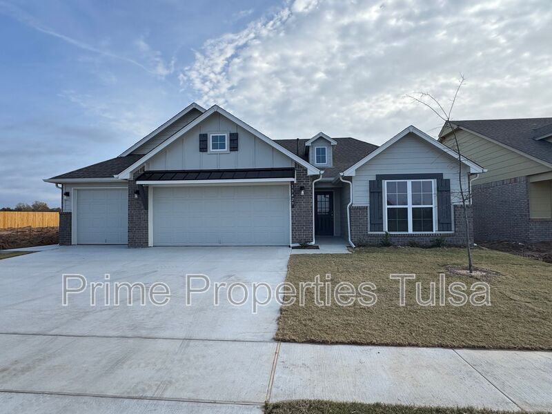 Foto principal - 13429 S 72nd E Ct