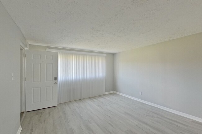 Foto del edificio - 3605 Cushing Dr