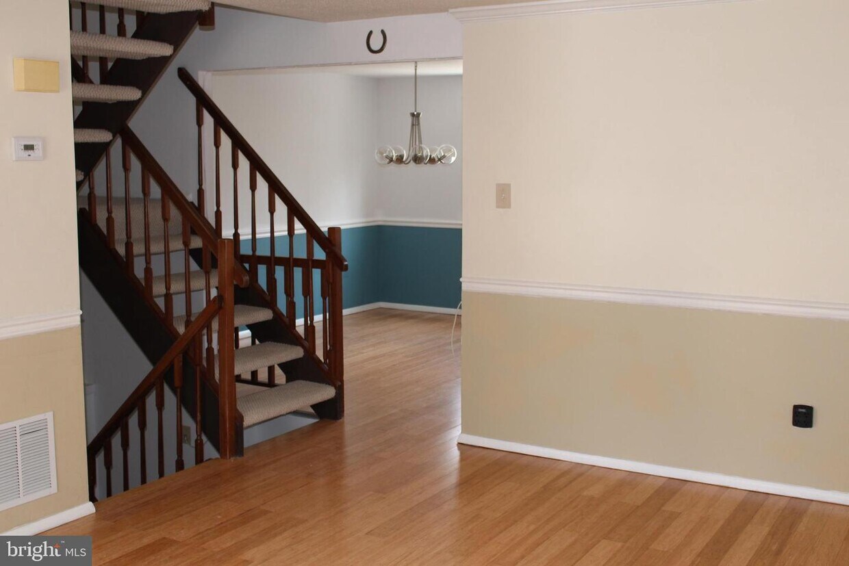 Foto principal - 6827 Heatherway Ct