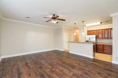 Building Photo - 4814 Fountain View Way