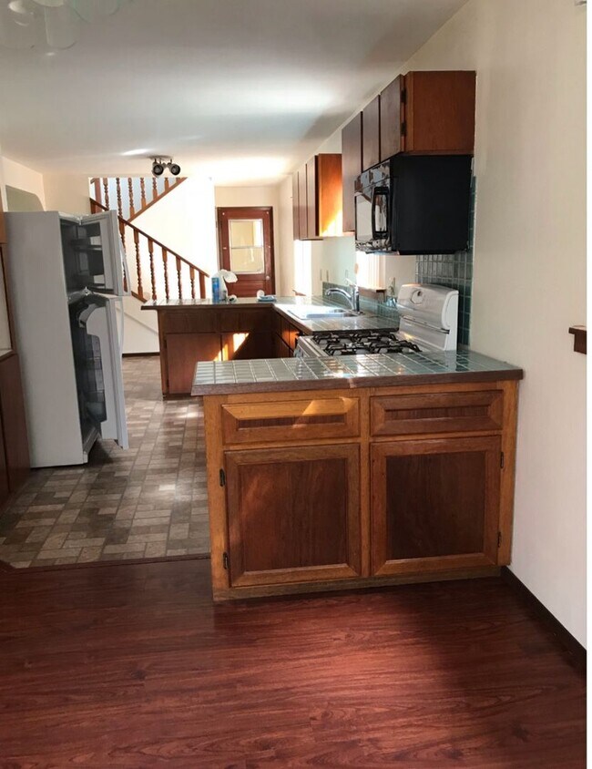 Foto del edificio - Koloa 4bed 3.5 bath single family home