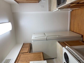 Kitchen - 10300 Rein Commons Ct