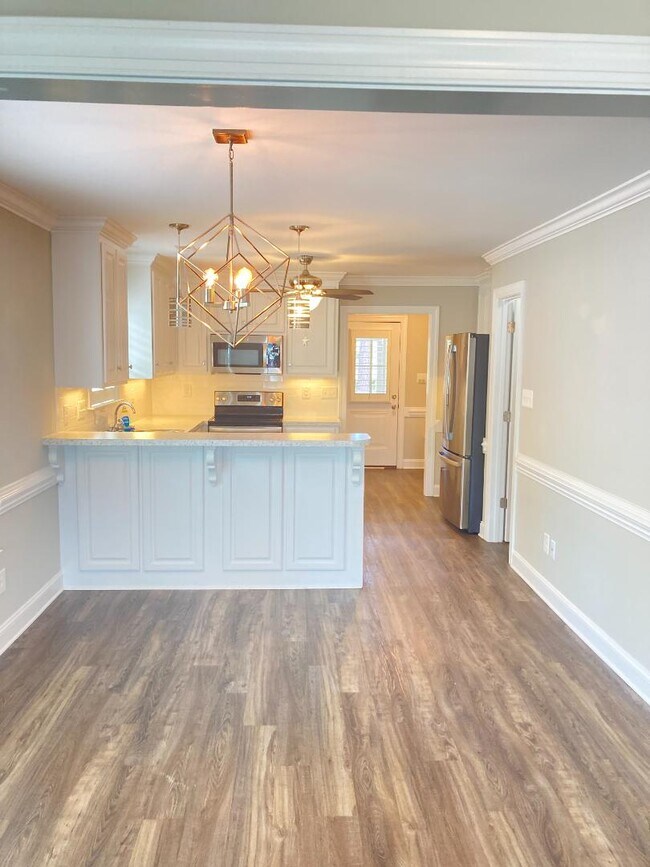 Foto del edificio - 3218 Marble Ct SW